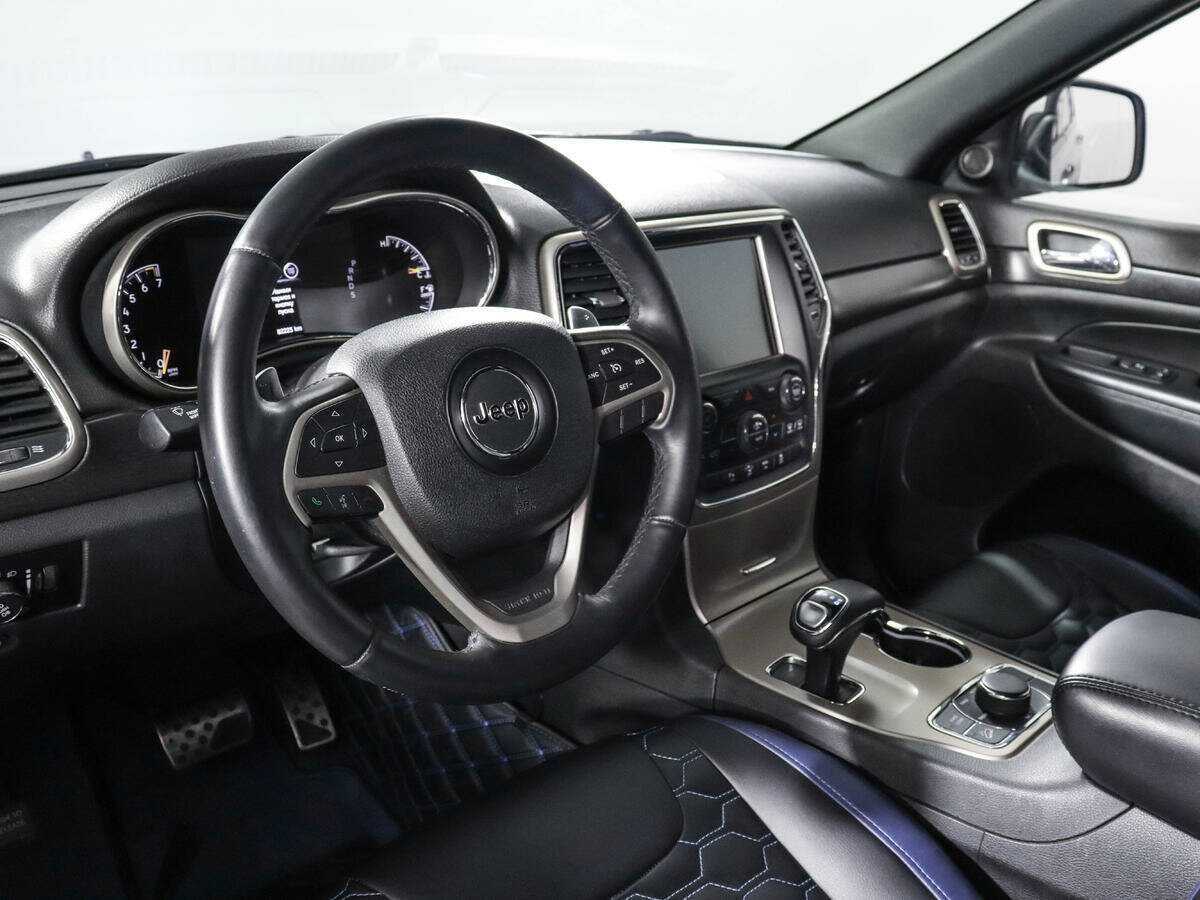 Jeep Grand Cherokee 2013 года с пробегом. Фото: #11