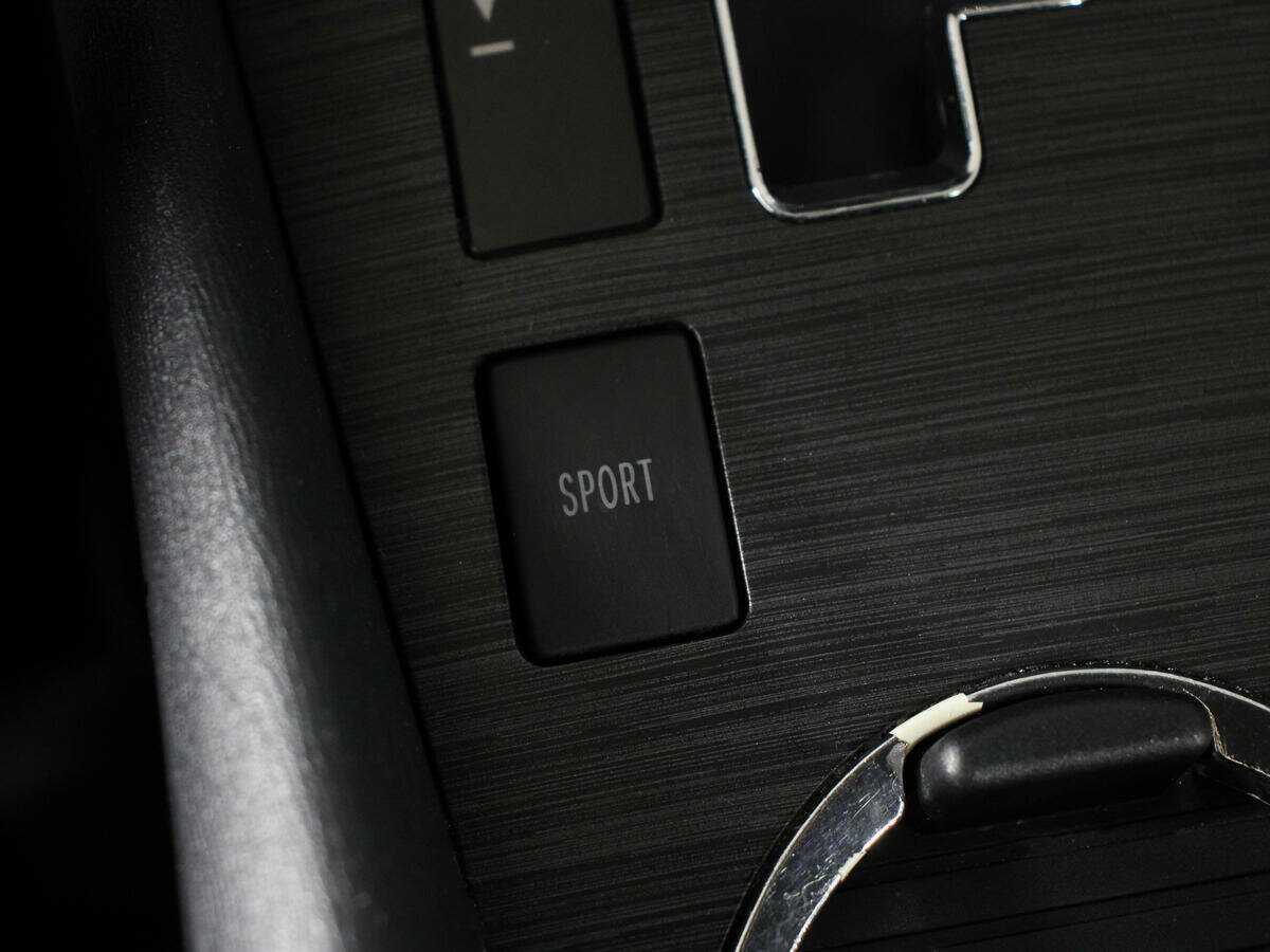 Toyota Avensis 2009 года с пробегом. Фото: #15