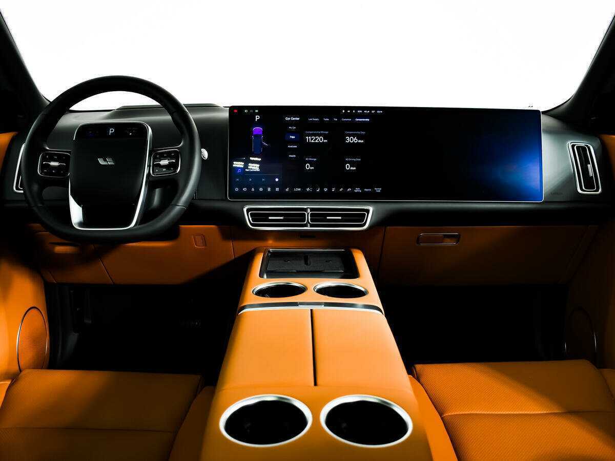 LiXiang L9 2023 года с пробегом. Фото: #10