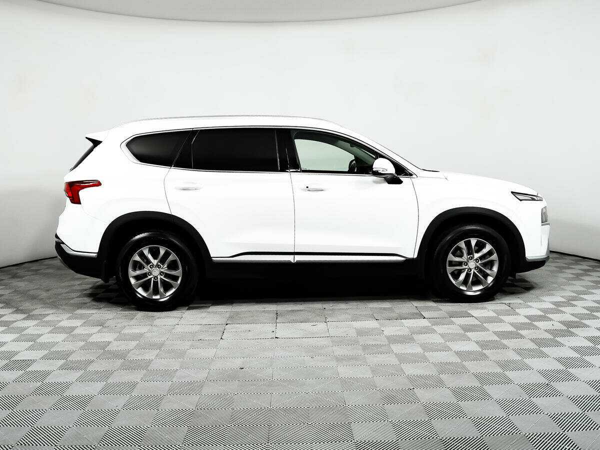 Hyundai Santa Fe 2022 года с пробегом. Фото: #3