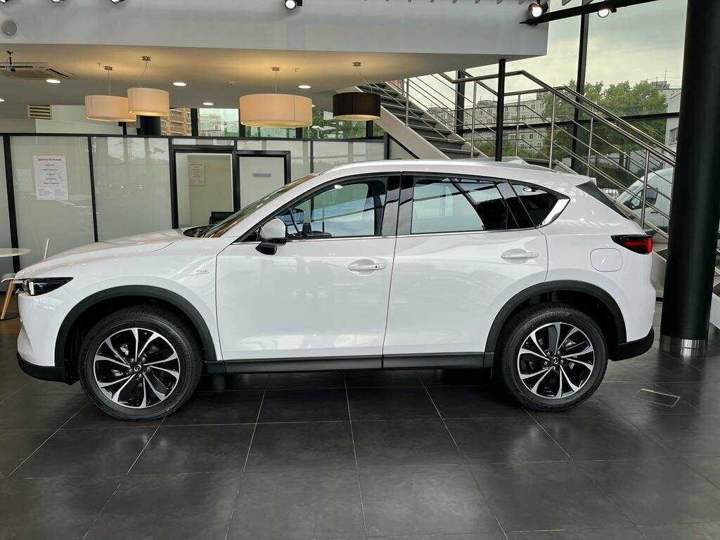 Mazda CX-5 2024 года с пробегом. Фото: #2