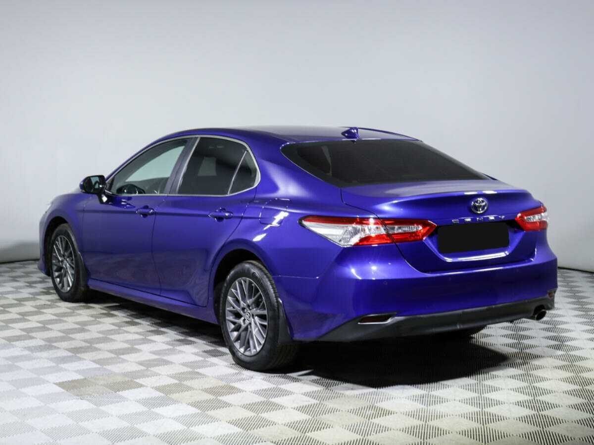 Toyota Camry 2021 года с пробегом. Фото: #6