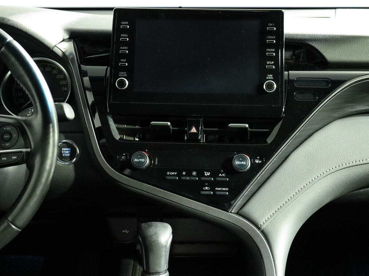 Toyota Camry 2021 года с пробегом. Фото: #12