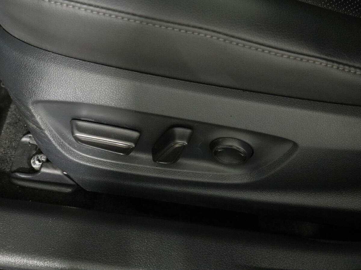 Toyota Camry 2021 года с пробегом. Фото: #18