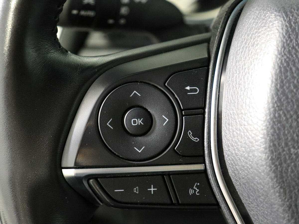 Toyota Camry 2021 года с пробегом. Фото: #20