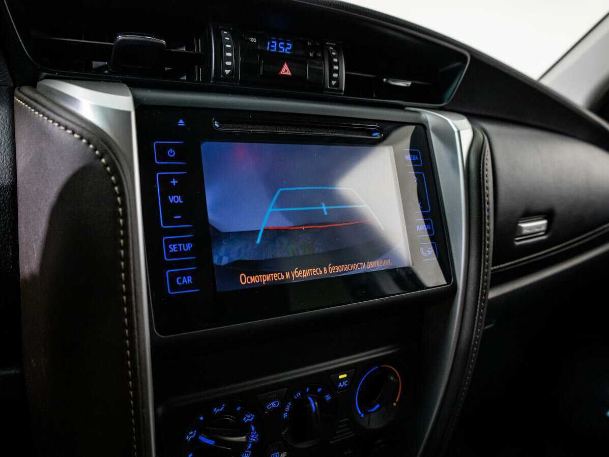 Toyota Fortuner 2018 года с пробегом. Фото: #12