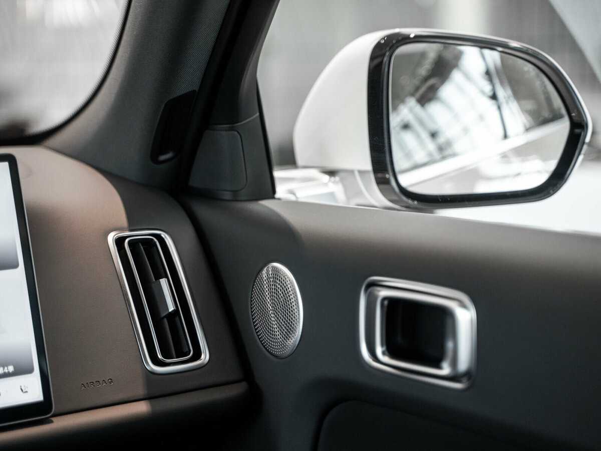 LiXiang L7 2024 года с пробегом. Фото: #26