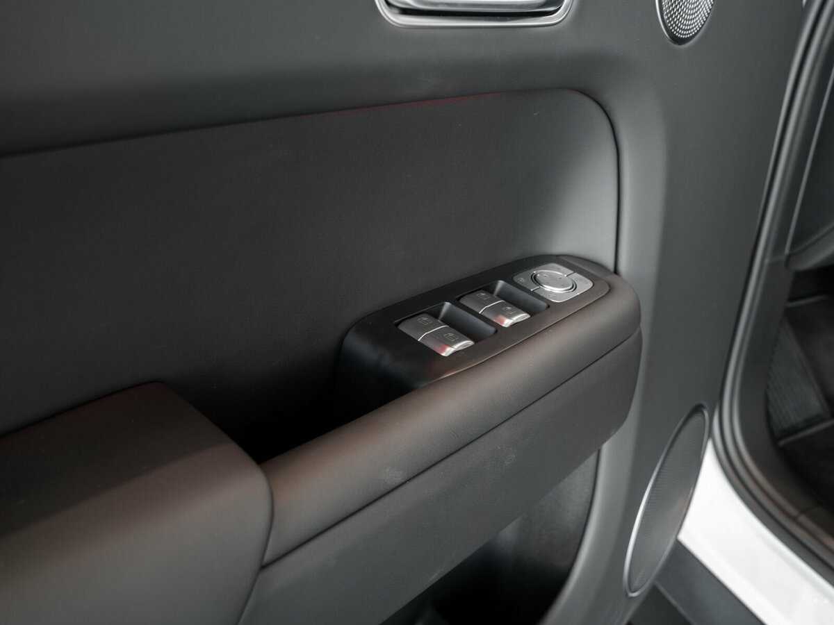 LiXiang L7 2024 года с пробегом. Фото: #28