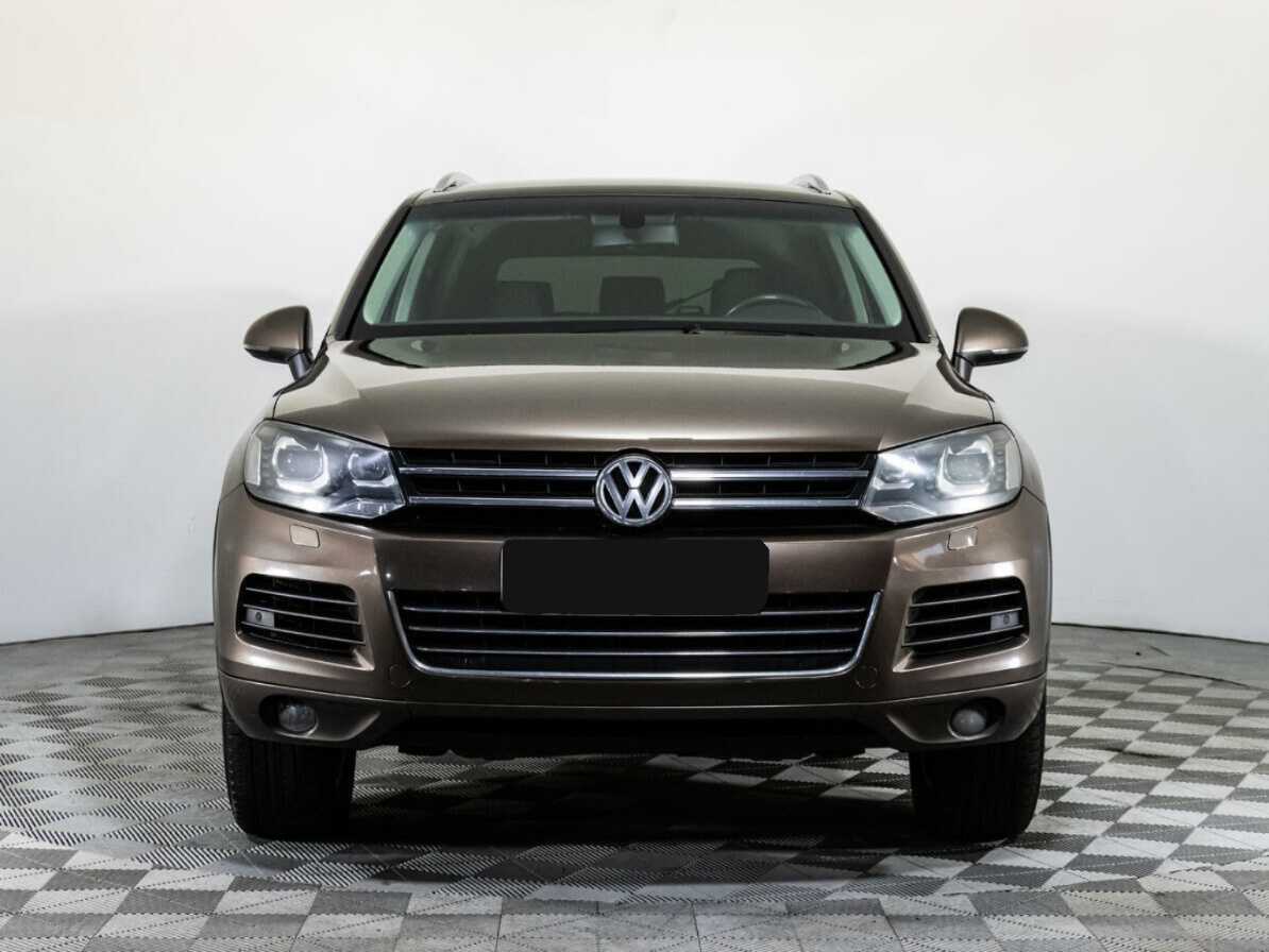 Volkswagen Touareg 2011 года с пробегом. Фото: #1
