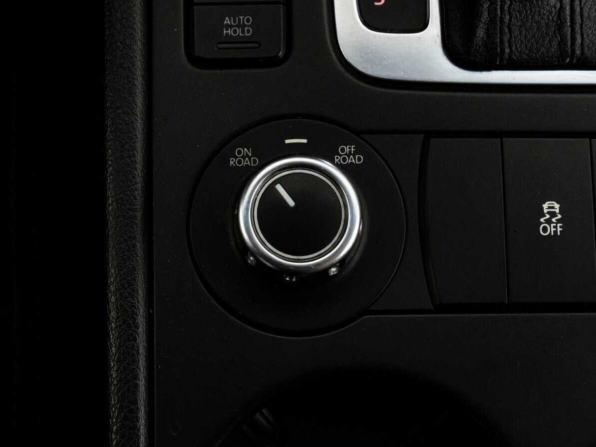 Volkswagen Touareg 2011 года с пробегом. Фото: #16