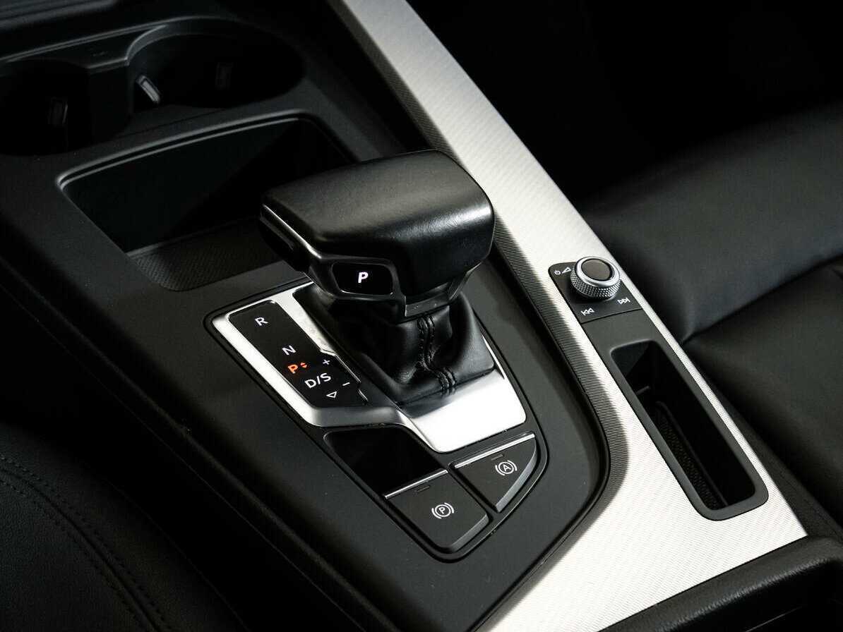 Audi A4 2021 года с пробегом. Фото: #11