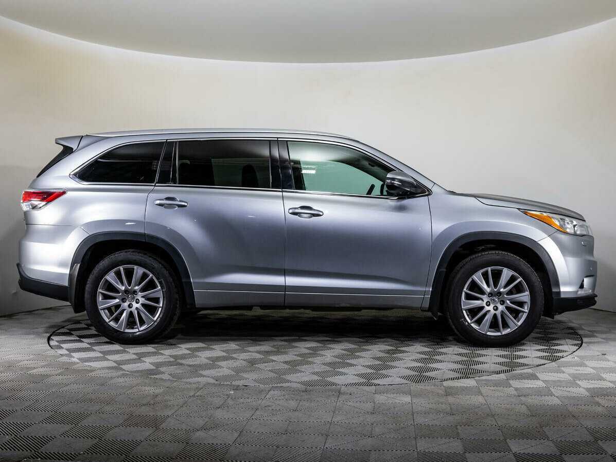 Toyota Highlander 2013 года с пробегом. Фото: #3