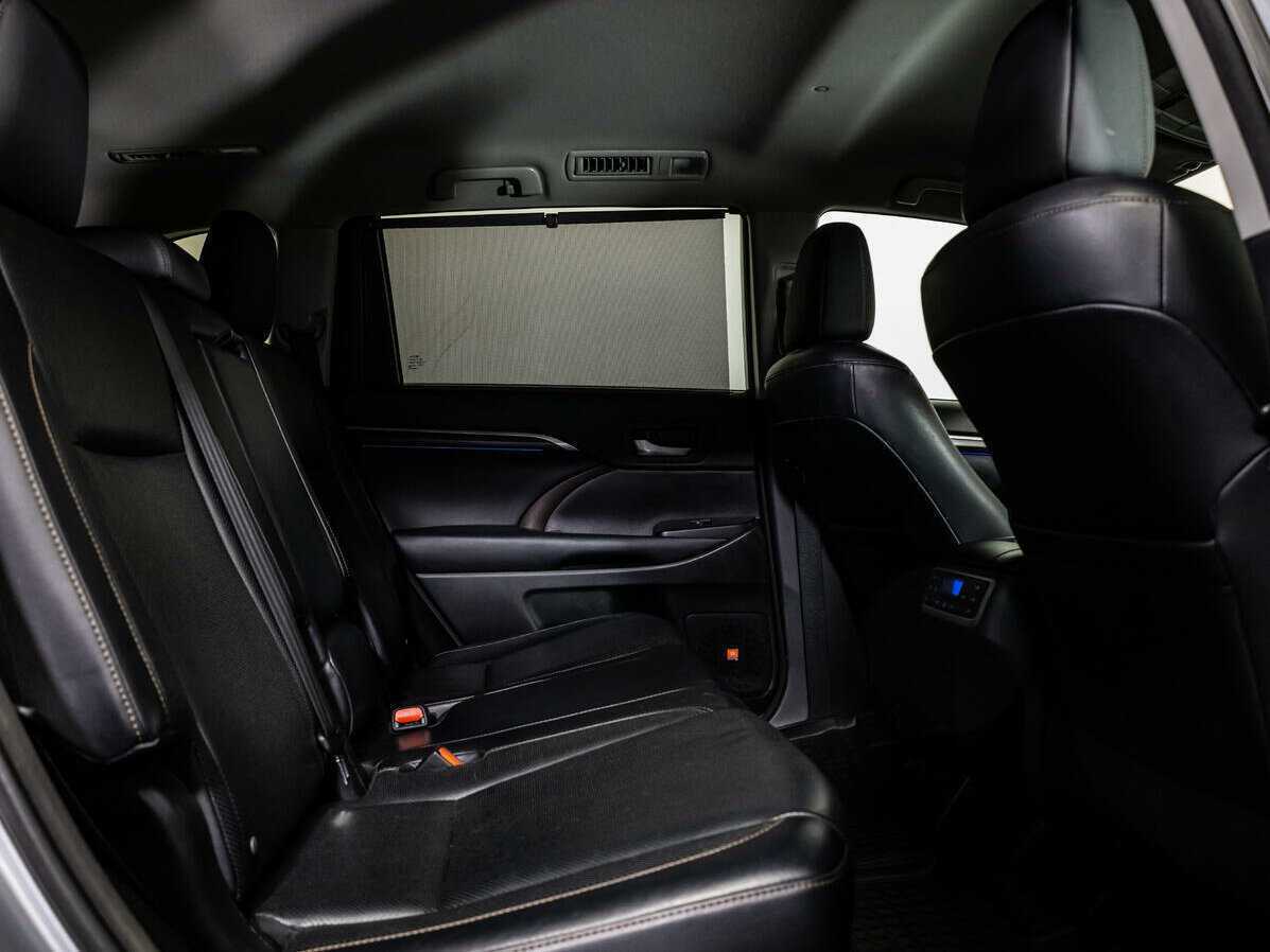 Toyota Highlander 2013 года с пробегом. Фото: #9