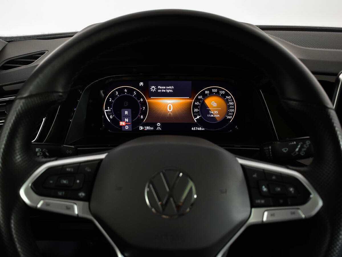 Volkswagen Teramont 2021 года с пробегом. Фото: #11