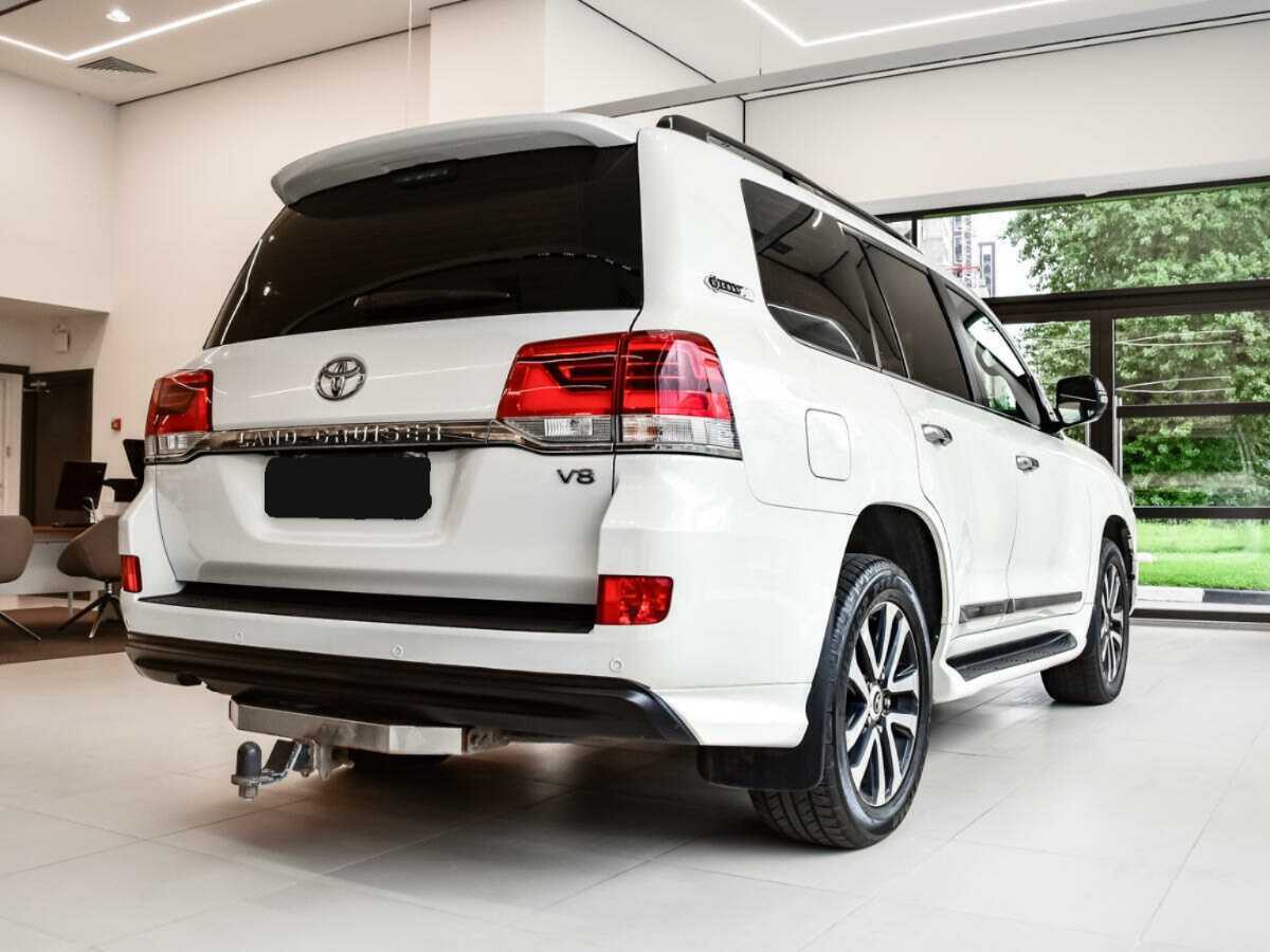 Toyota Land Cruiser 2017 года с пробегом. Фото: #4