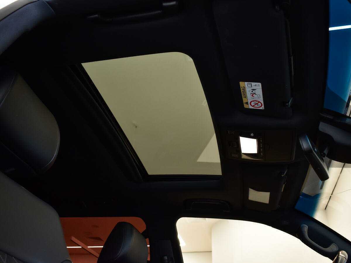 Toyota Land Cruiser 2017 года с пробегом. Фото: #10