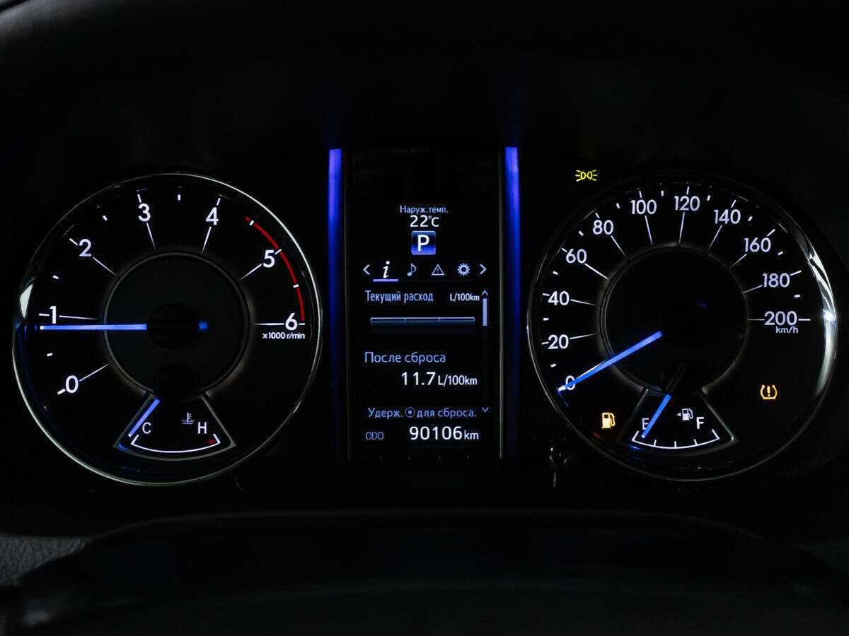 Toyota Fortuner 2018 года с пробегом. Фото: #11