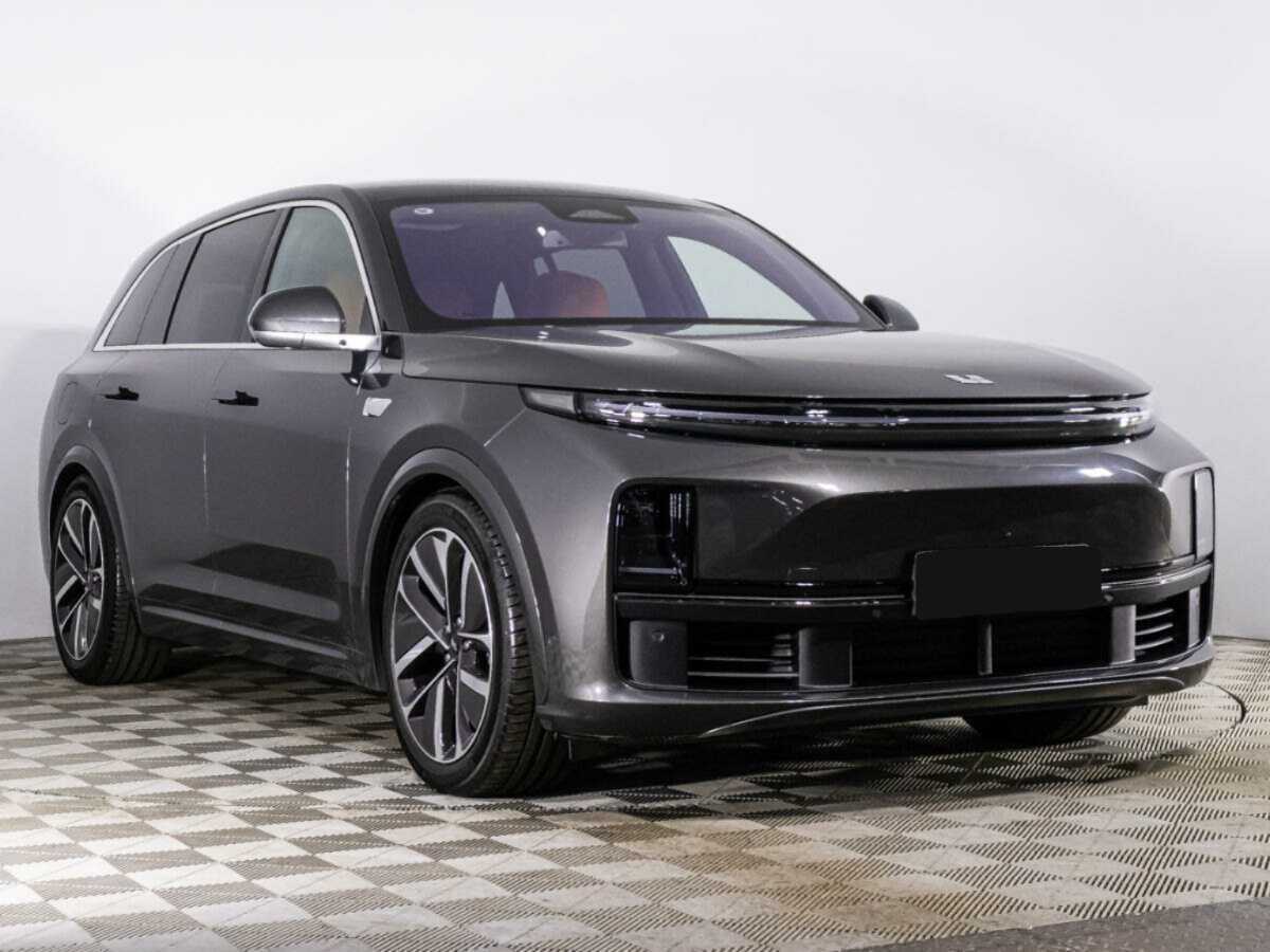 LiXiang L7 2024 года с пробегом. Фото: #2