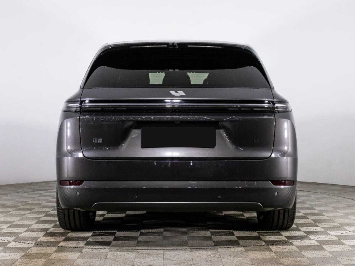 LiXiang L7 2024 года с пробегом. Фото: #5