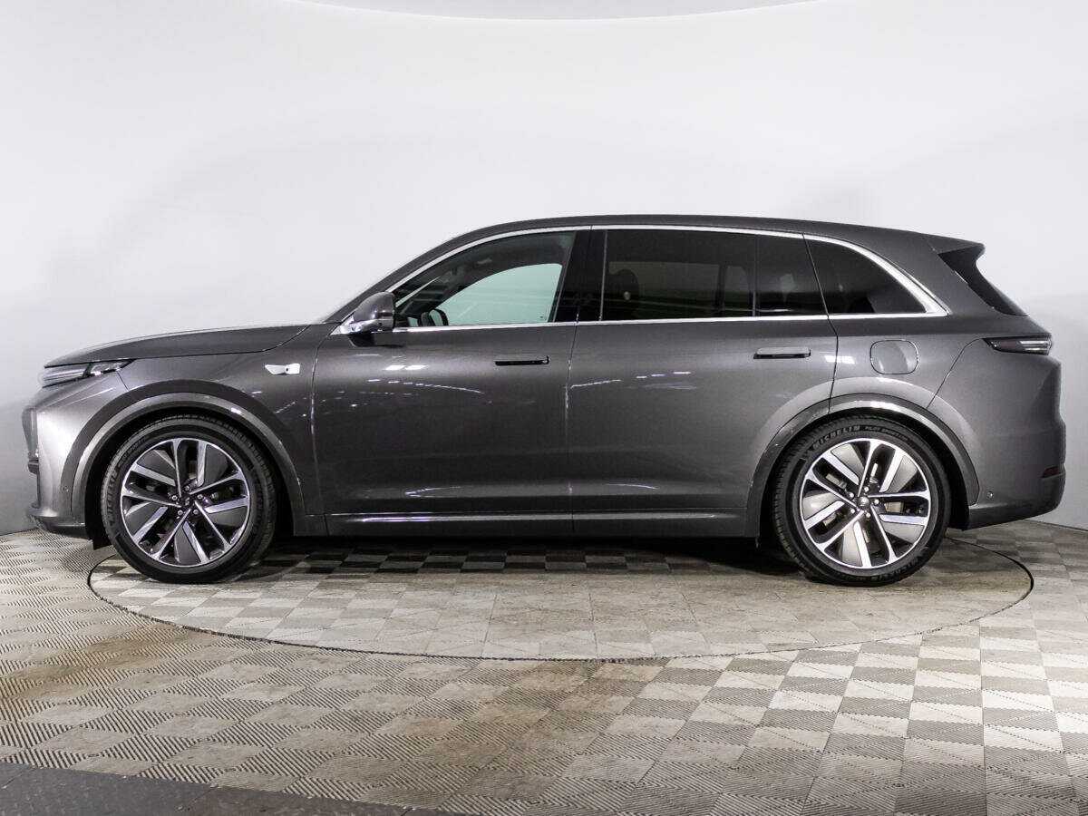 LiXiang L7 2024 года с пробегом. Фото: #7