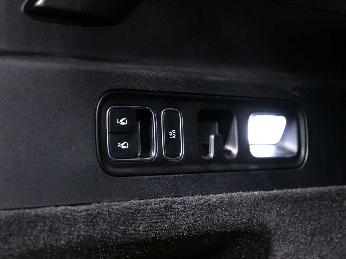 LiXiang L7 2024 года с пробегом. Фото: #15