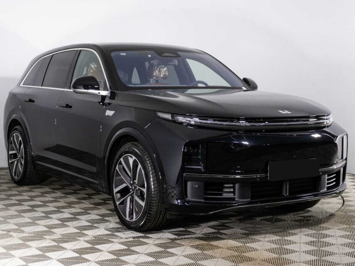 LiXiang L7 2024 года с пробегом. Фото: #2