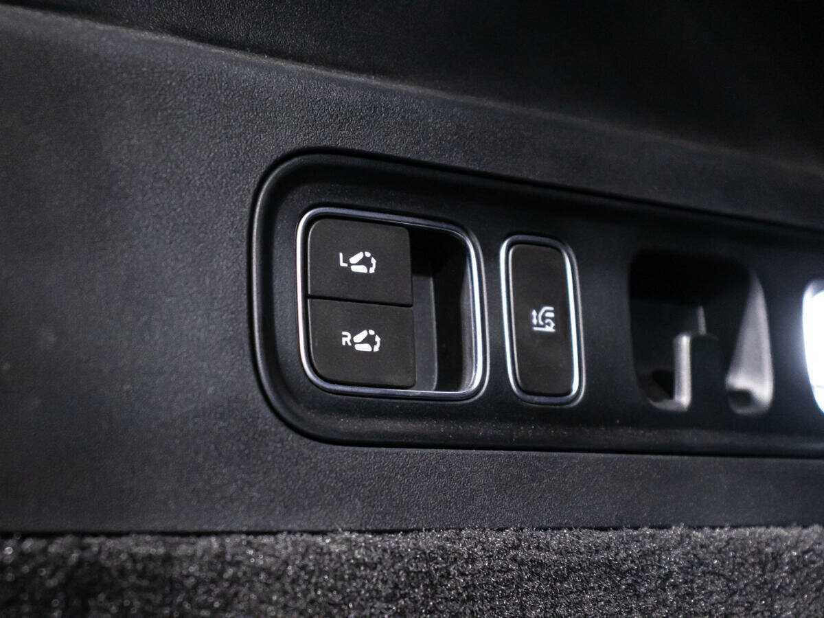 LiXiang L7 2024 года с пробегом. Фото: #15