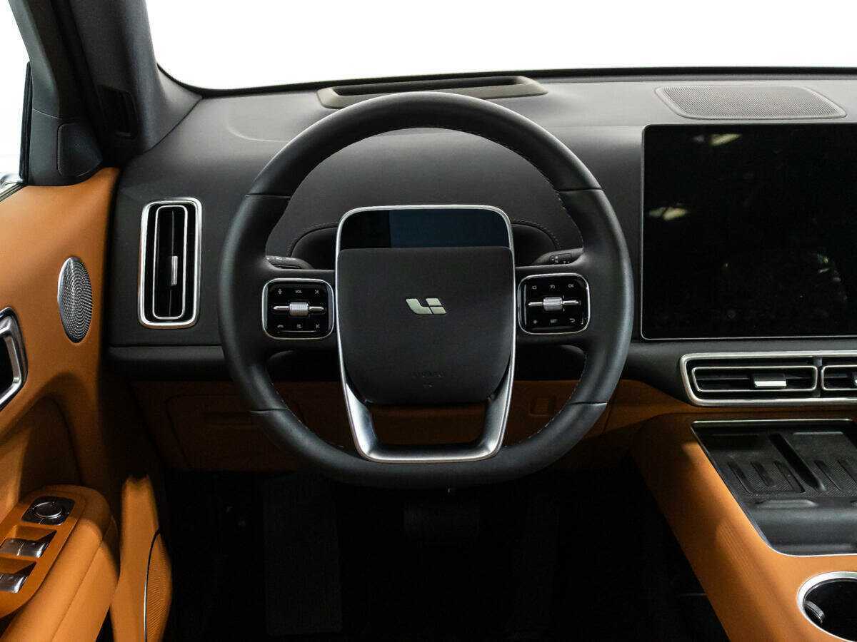 LiXiang L7 2024 года с пробегом. Фото: #21