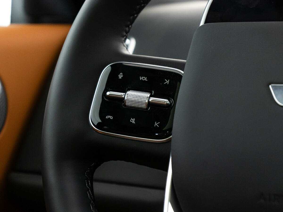 LiXiang L7 2024 года с пробегом. Фото: #22