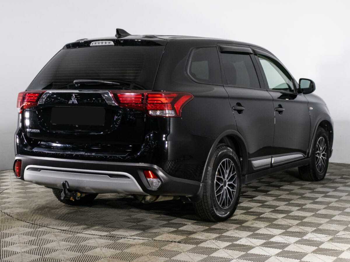 Mitsubishi Outlander 2021 года с пробегом. Фото: #4