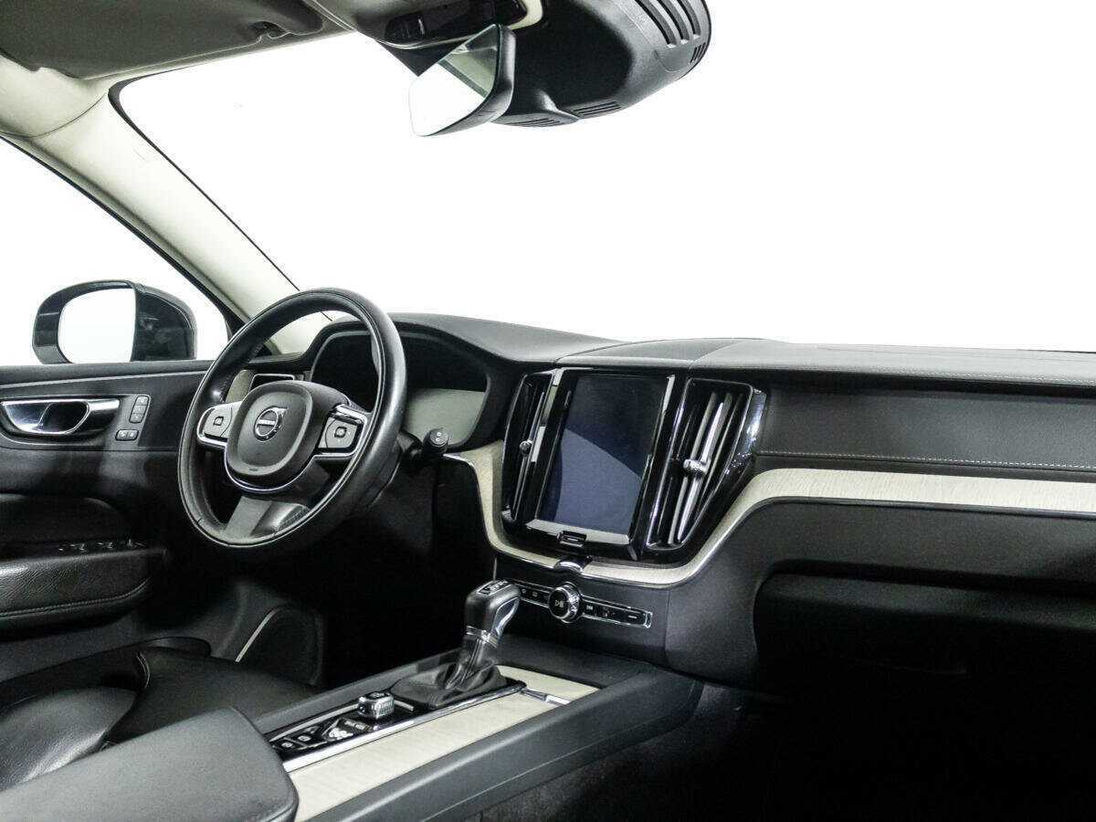 Volvo XC60 2019 года с пробегом. Фото: #8