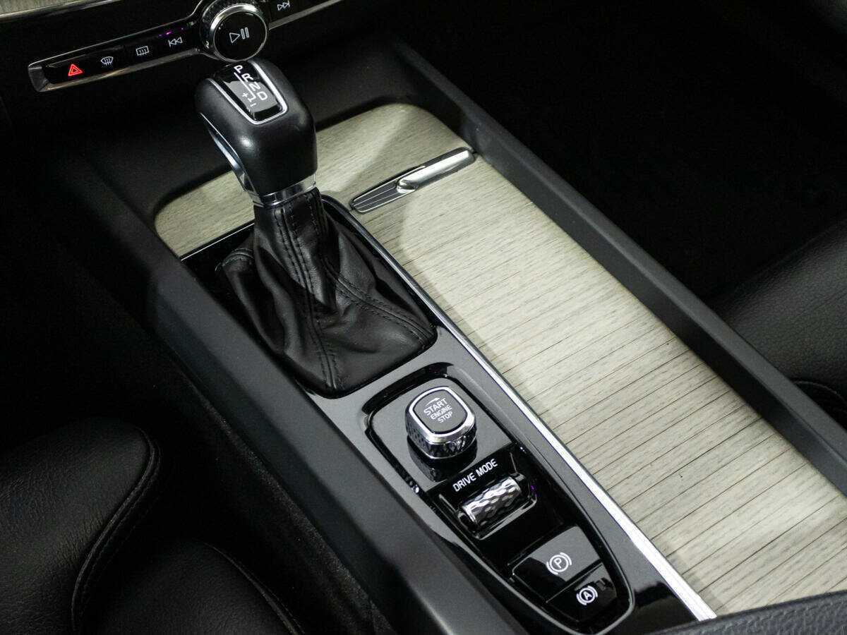 Volvo XC60 2019 года с пробегом. Фото: #18