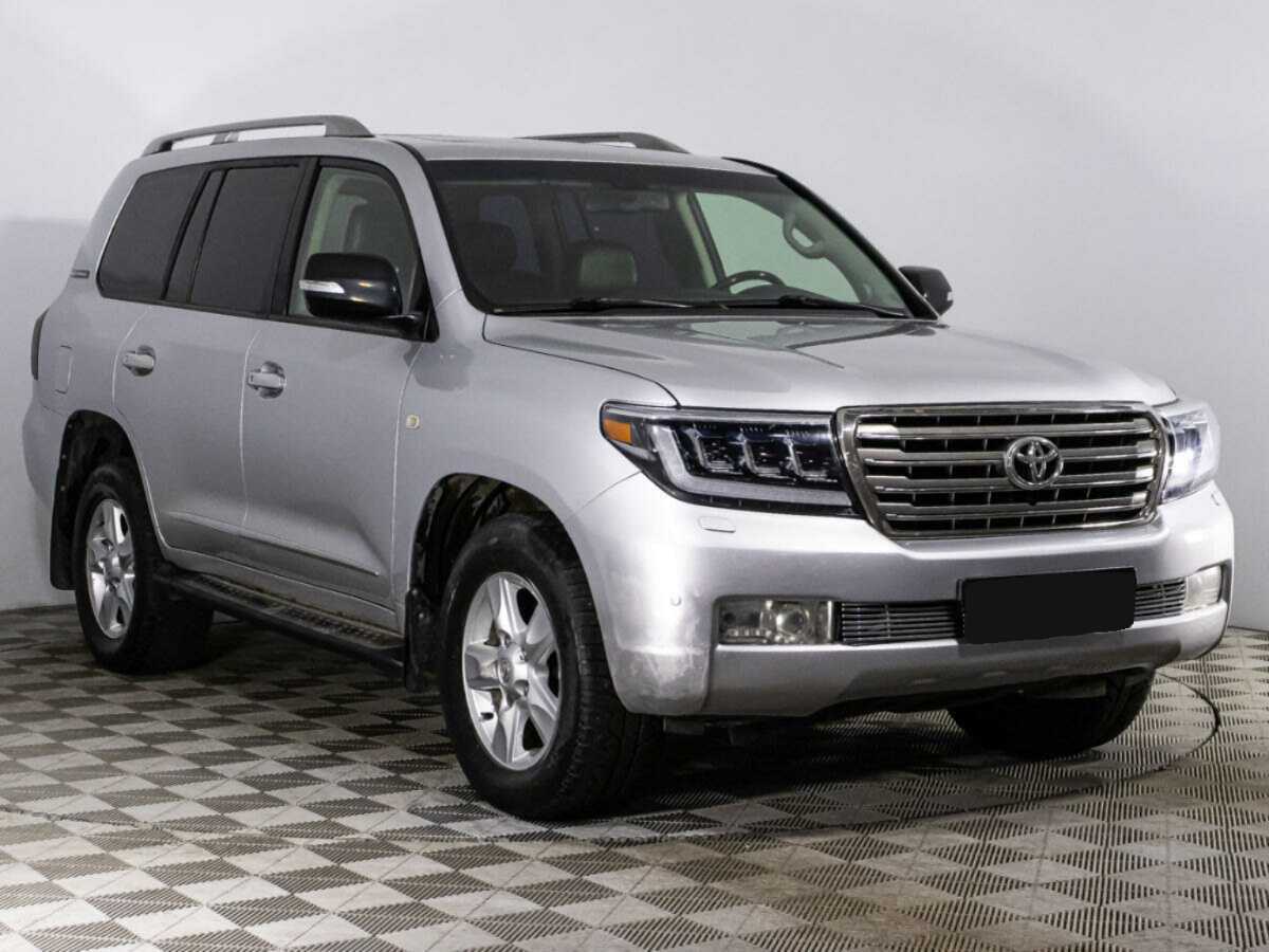 Toyota Land Cruiser 2011 года с пробегом. Фото: #2