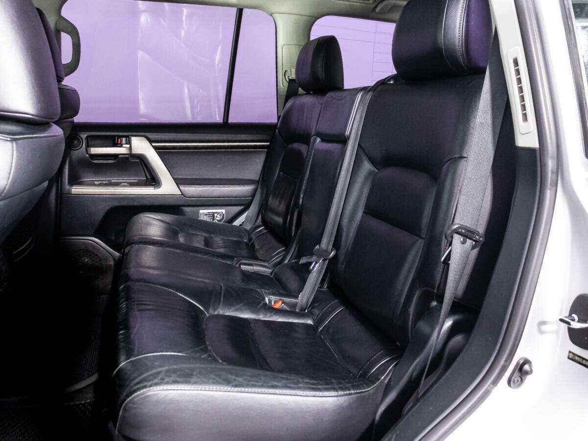 Toyota Land Cruiser 2011 года с пробегом. Фото: #8