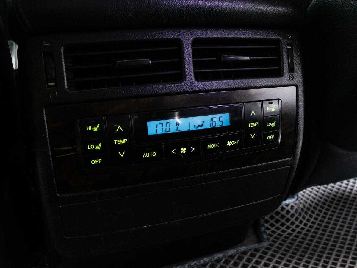 Toyota Land Cruiser 2011 года с пробегом. Фото: #23