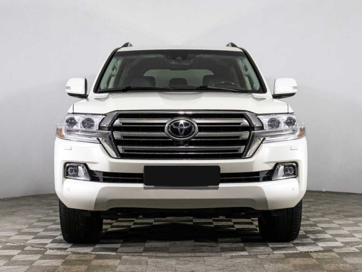 Toyota Land Cruiser 2015 года с пробегом. Фото: #1