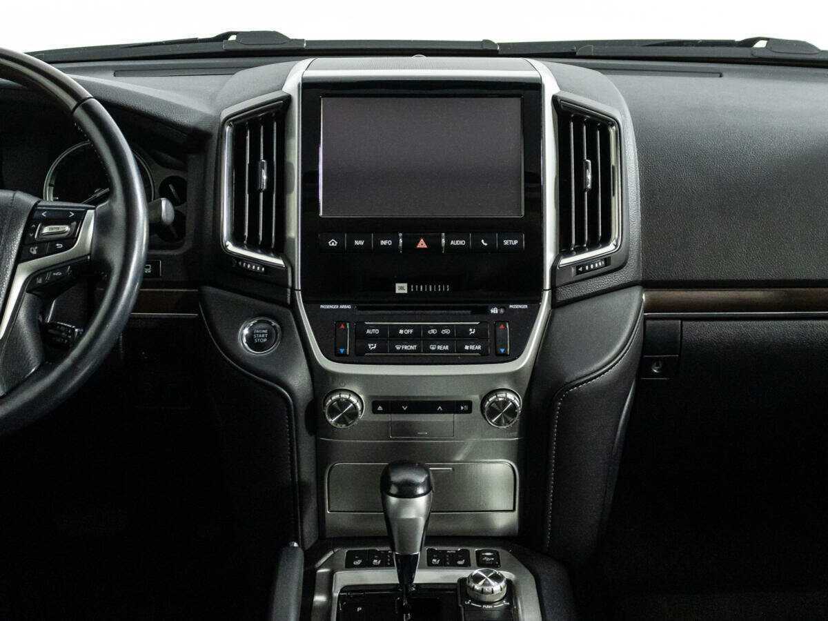 Toyota Land Cruiser 2015 года с пробегом. Фото: #13