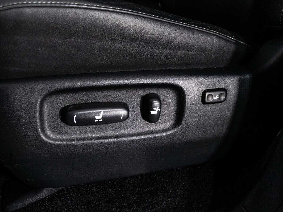 Toyota Land Cruiser 2015 года с пробегом. Фото: #15