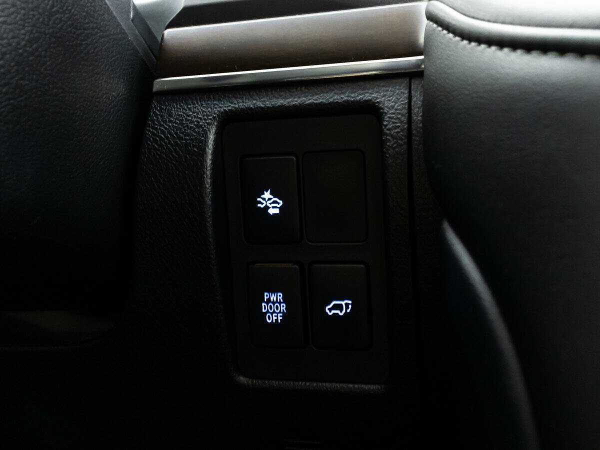 Toyota Land Cruiser 2015 года с пробегом. Фото: #21