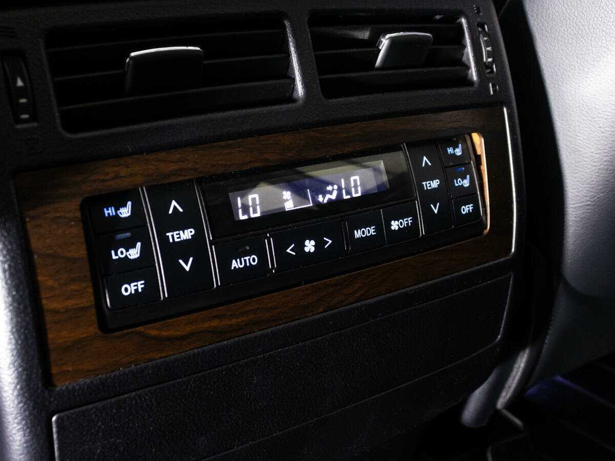 Toyota Land Cruiser 2015 года с пробегом. Фото: #24