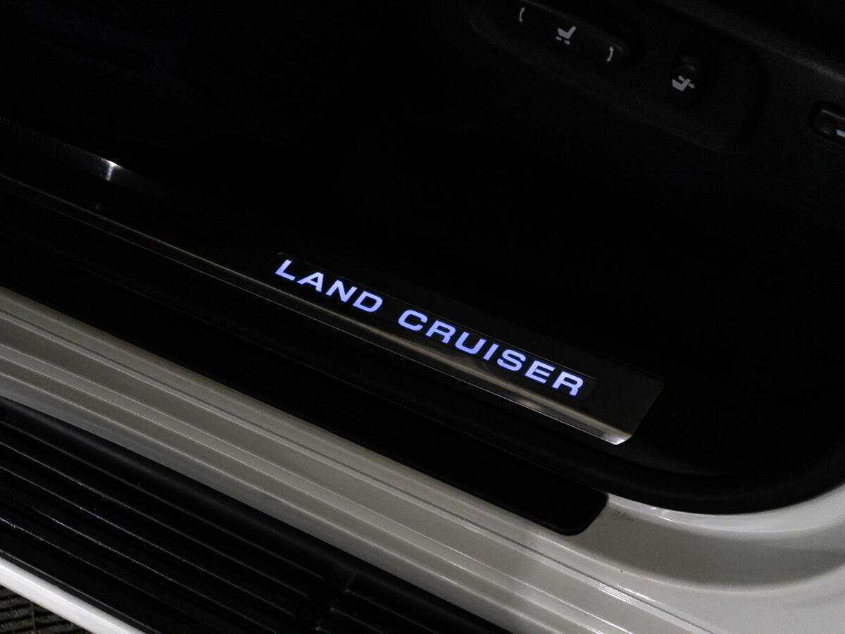 Toyota Land Cruiser 2015 года с пробегом. Фото: #25