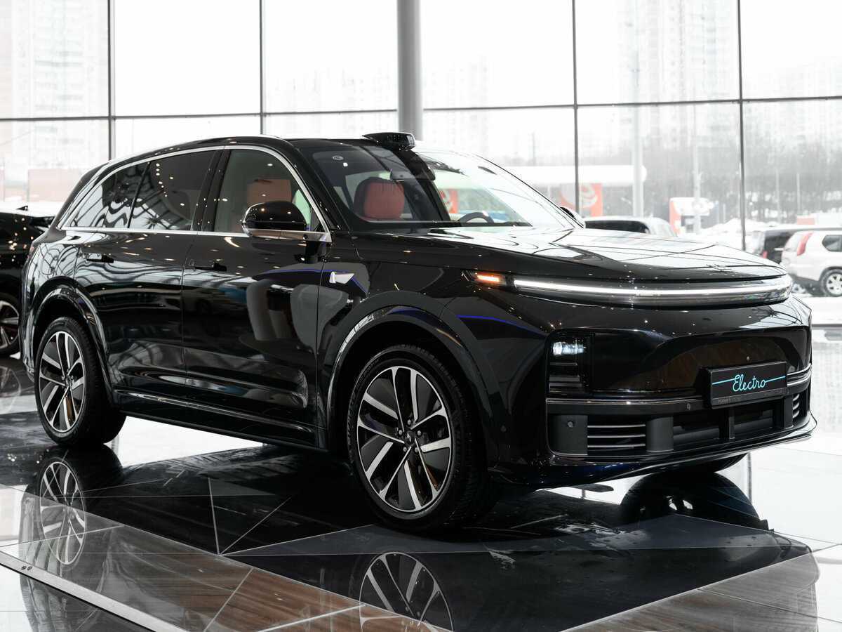 LiXiang L7 2024 года с пробегом. Фото: #2