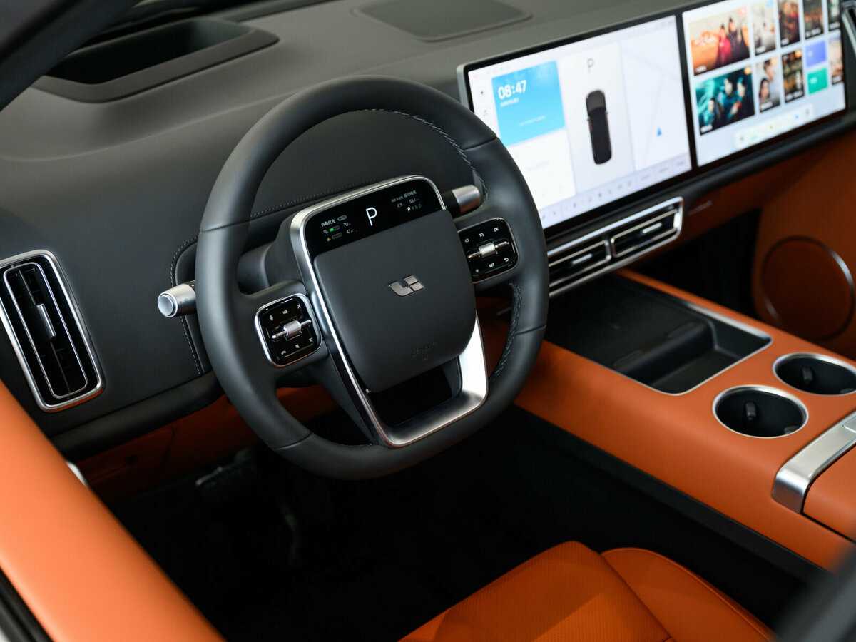 LiXiang L7 2024 года с пробегом. Фото: #14