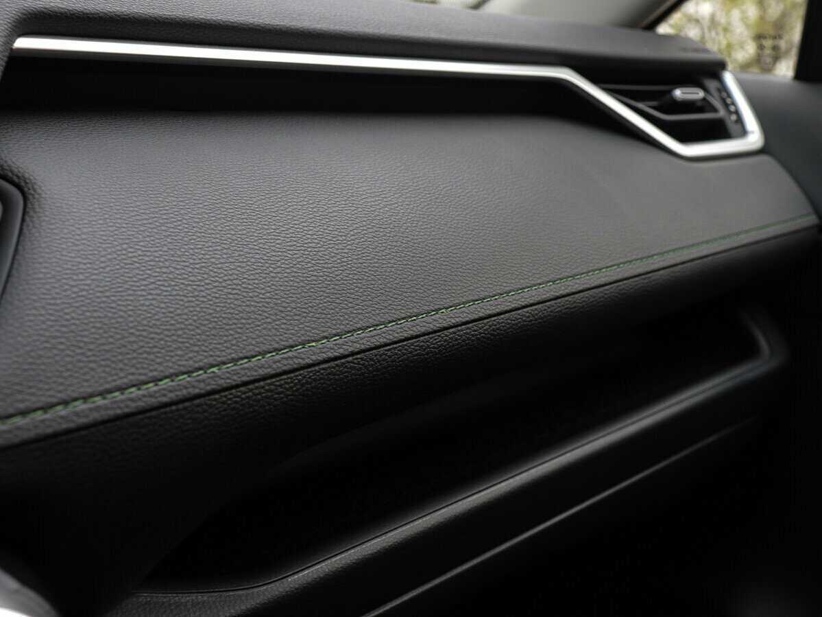 Toyota RAV4 2024 года с пробегом. Фото: #11