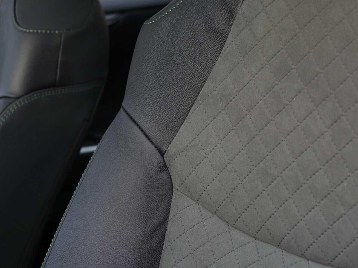 Toyota RAV4 2024 года с пробегом. Фото: #17