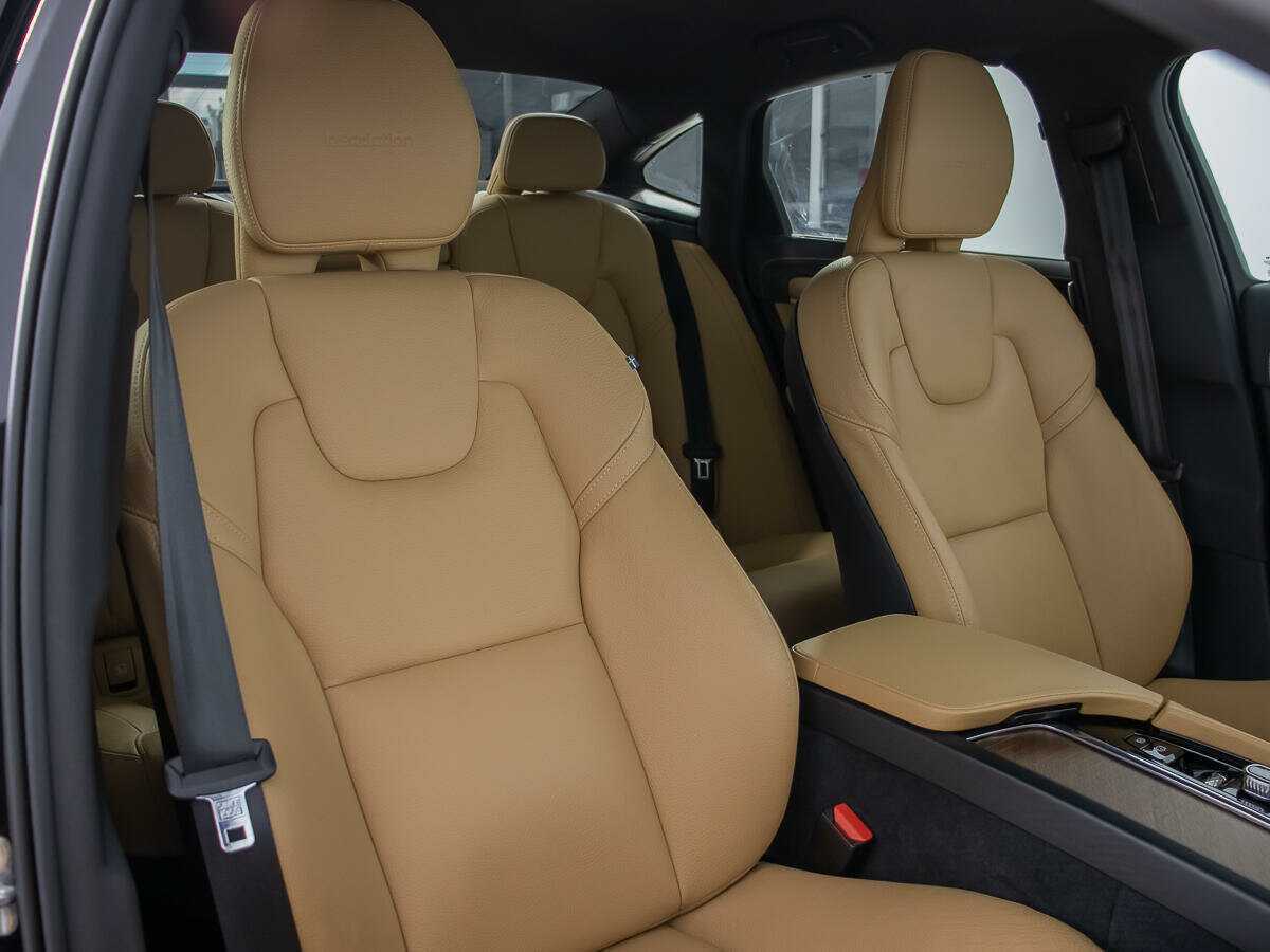 Volvo S90 2020 года с пробегом. Фото: #10