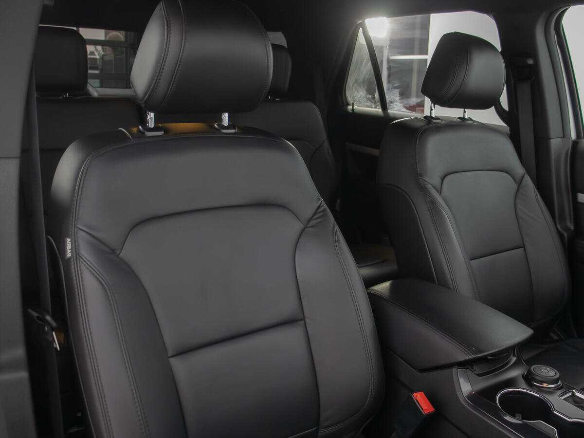 Ford Explorer 2017 года с пробегом. Фото: #10