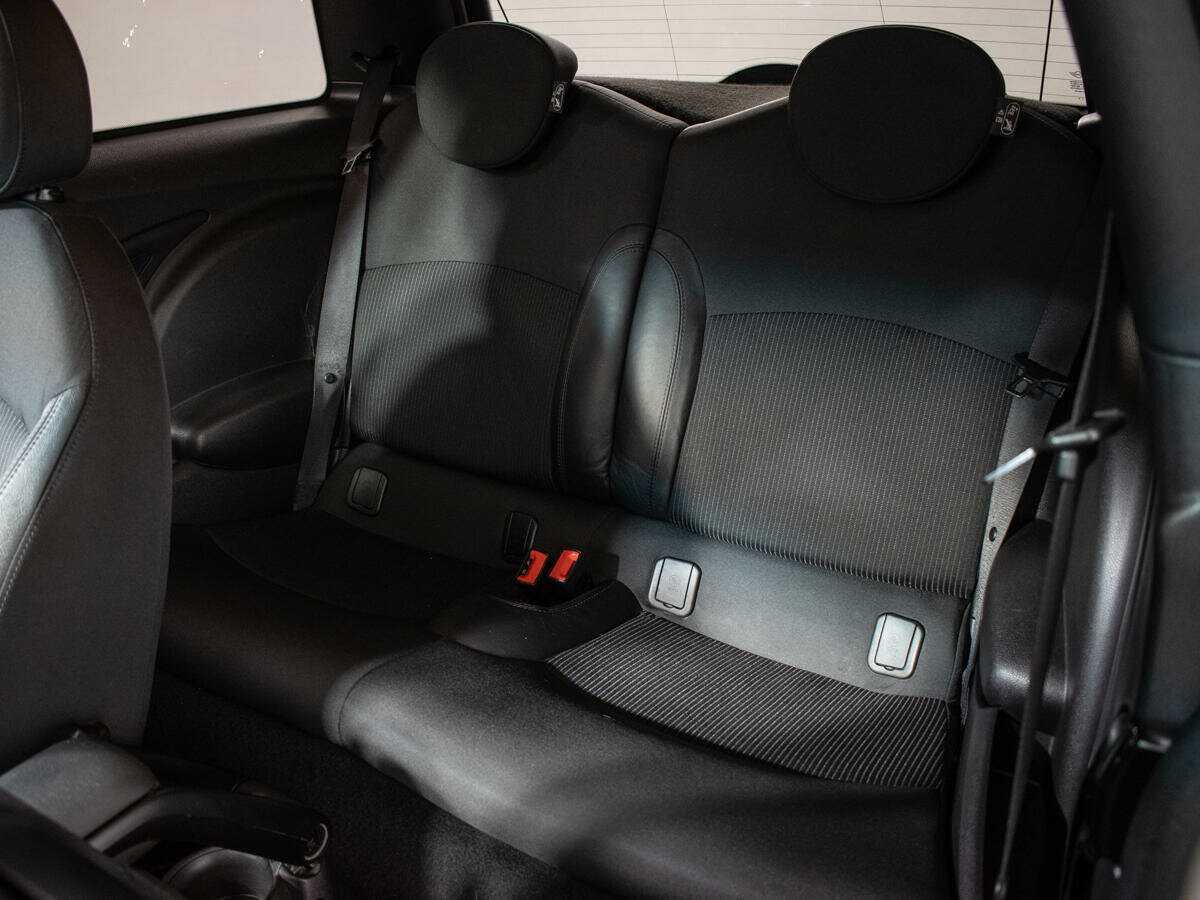 Mini Hatch 2012 года с пробегом. Фото: #8