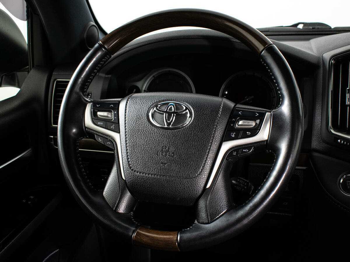 Toyota Land Cruiser 2019 года с пробегом. Фото: #11