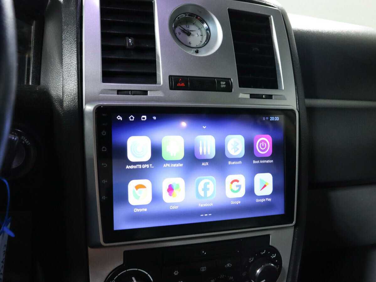 Chrysler 300C 2005 года с пробегом. Фото: #17